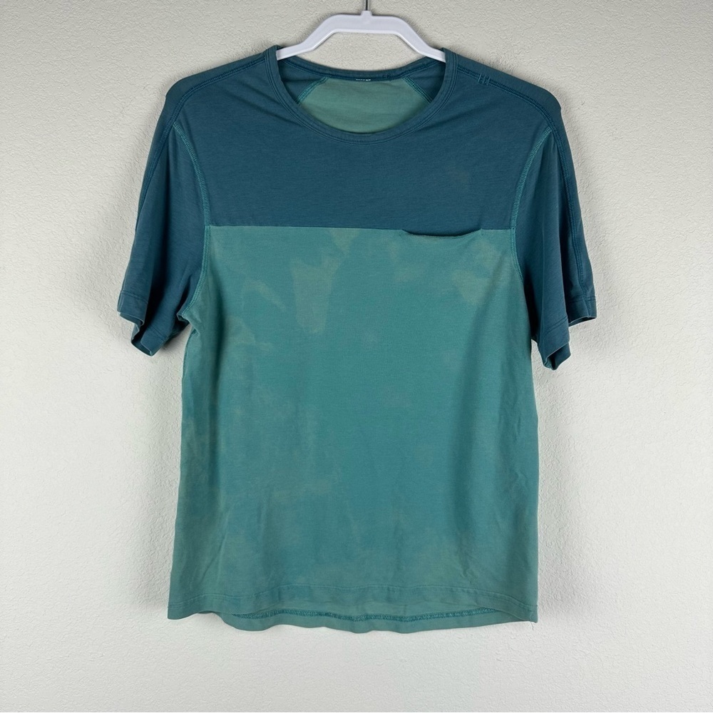 Lululemon Turquoise Desert Teal In Your Element Pocket Short Sleeve Shirt Small